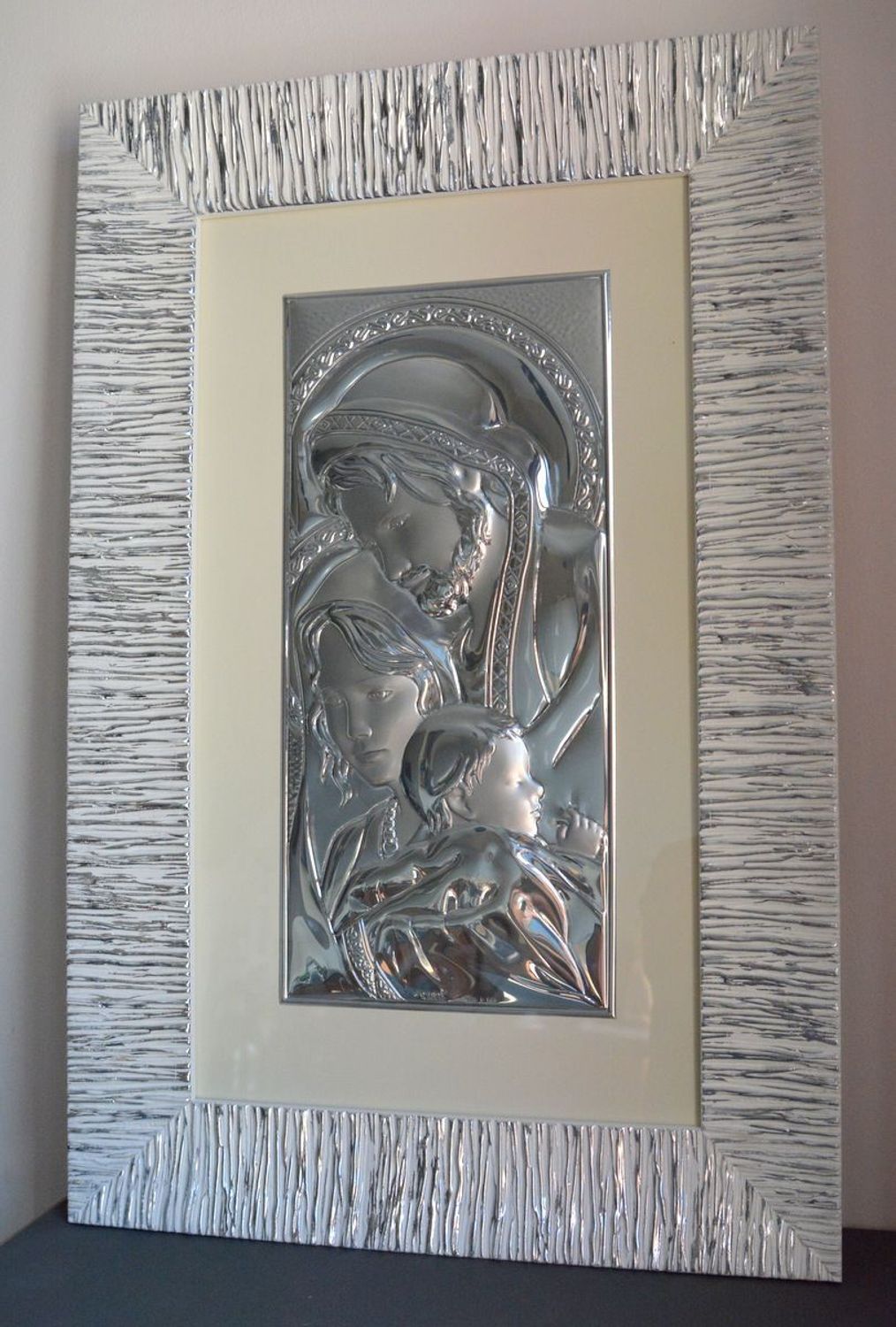 Obraz w ramie Prezent Święta Rodzina 35X55 ANARP 3750. Srebrny obraz na prezent. Obraz duży na ścianę z Rodziną Święta. Obraz w szkle posrebrzany z wizerunkiem świętych..jpg